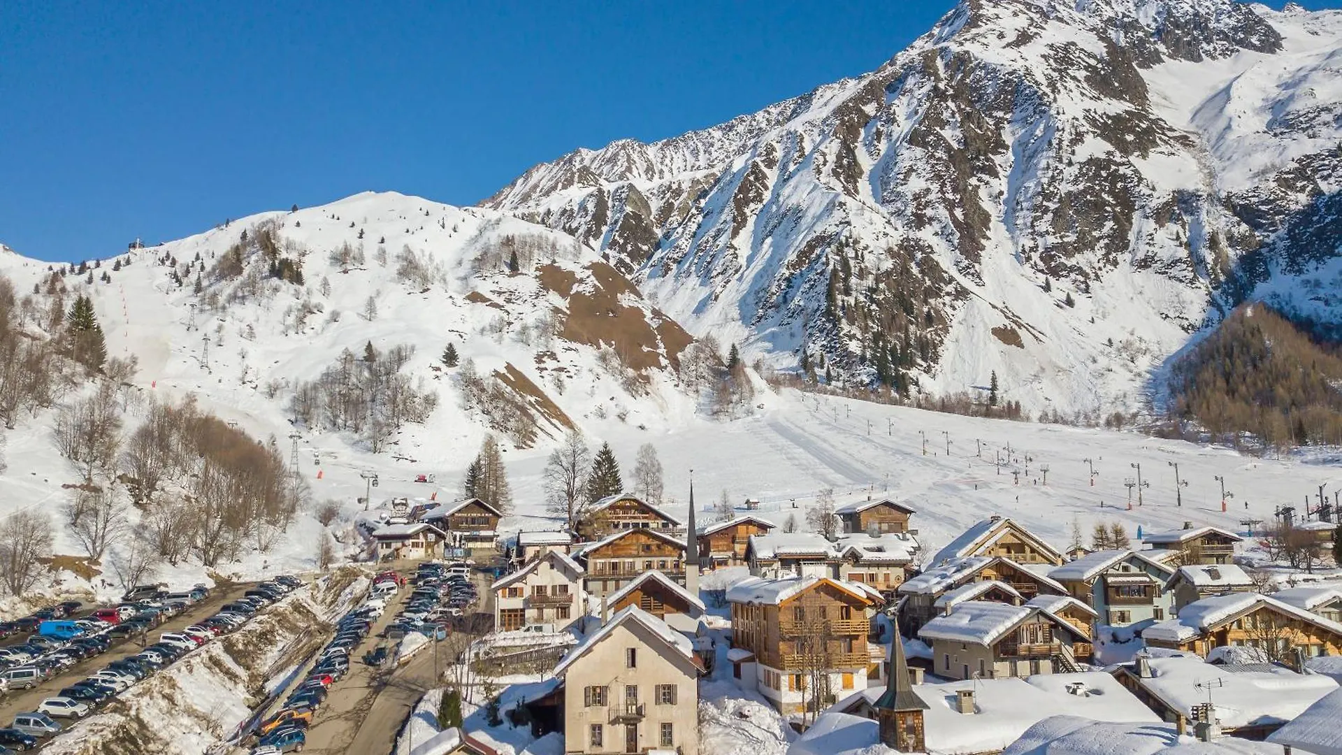 Hameau Des Grands Montets - Apartment 127 - Happy Rentals Chamonix France